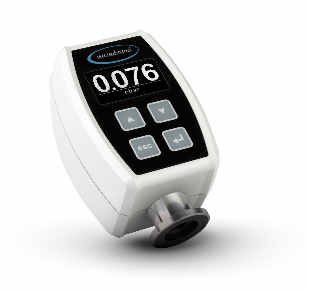 Vacuum gauge VACUU·VIEW extended1100 - 0.001 mbarcertification (NRTL): C/US100-230 V/50-60 Hz,plug CEE/CH/UK/US/AUS